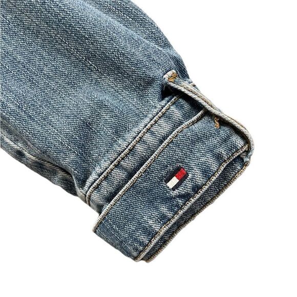 Vintage 90s TOMMY HILFIGER Jean Jacket Size Medium - Picture 2 of 13